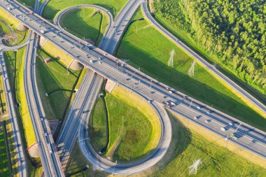 St. Petersburg'da Kad yol kavşağı, havadan görünüm