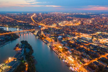 Rostov-On-Don, Rusya - Mayıs 2019: Rostov-on-Don'da Akşam nehri Don