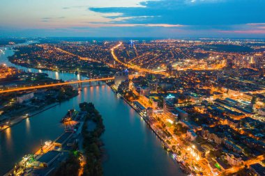 Rostov-On-Don, Rusya - Mayıs 2019: Rostov-on-Don'da Akşam nehri Don