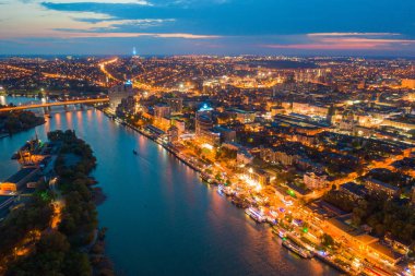 Rostov-On-Don, Rusya - Mayıs 2019: Rostov-on-Don'da Akşam nehri Don
