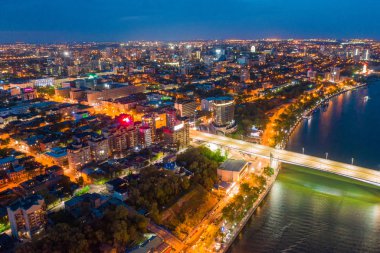 Rostov-On-Don, Rusya - Mayıs 2019: Rostov-on-Don'da Don nehri drone'dan havadan görüntülendi