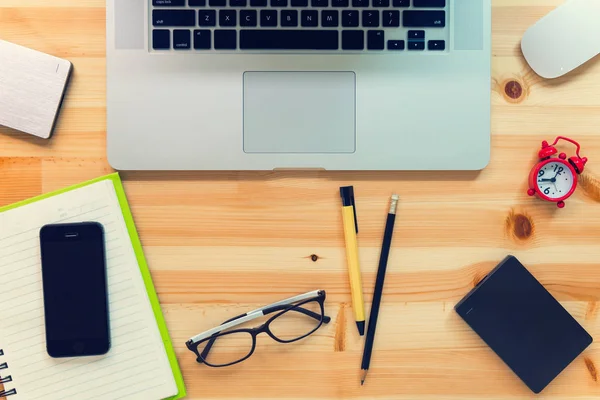 Dator Bärbar Dator Med Tillbehör Enhet Bord Desk Arbetsplatsen Och — Stockfoto