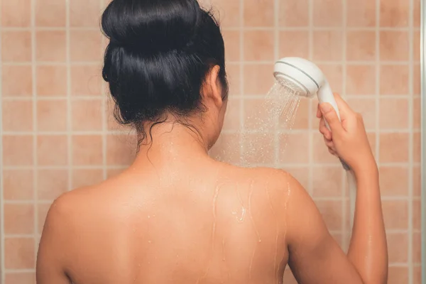 Portrait Beautiful Woman Taking Shower — Stock Photo, Image