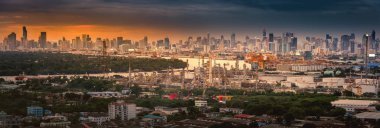 Şehir ve endüstriyel Tayland Bangkok şehir peyzaj.