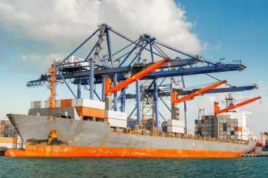 Ulaşım ve Dock Terminal yükleme lojistik nakliye