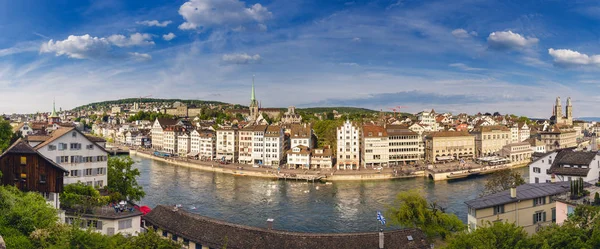 Panoramic View Cityscape of Zurich City, Switzerland, Business Downtown and Financial District of Swiss., Architecture Building in Old Town of Zurich Metropolis, Travel Destination of Europe — Stock Photo, Image