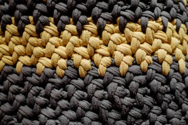 El yapımı çanta, gri ve sarı konu