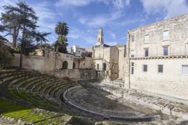 Vista del Teatro Romano di Lecce. Storia della citt Salentina