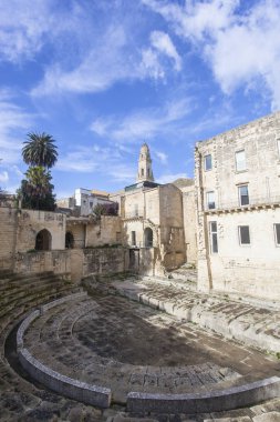 Vista del Teatro Romano di Lecce. Storia della citt Salentina