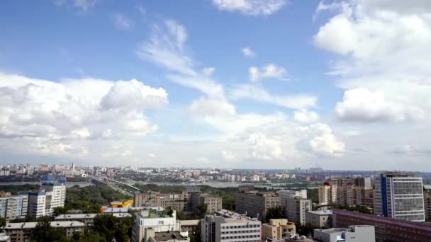 NOVOSIBIRSK, RÚSSIA - Vista da cidade de Novosibirsk. Tempo decorrido 2 — Vídeo de Stock