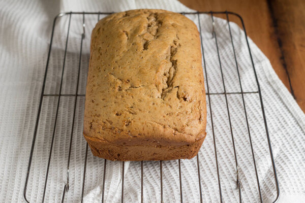 Banana bread loaf on cake grid - Whole banana cake 