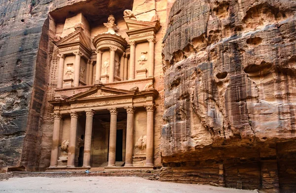 Gündoğumu Hazine Kayıp Şehir Petra Jordan — Stok fotoğraf