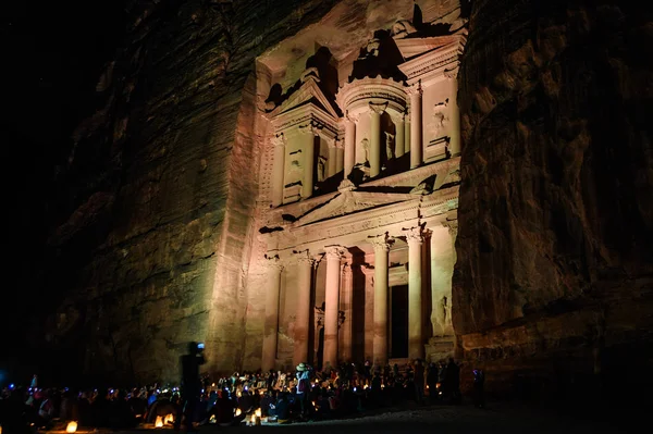 Gece Lambasını Hazinenin Lost City Petra Jordan — Stok fotoğraf