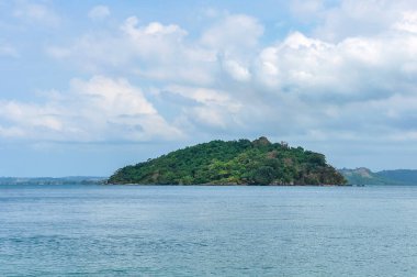 Küçük çöl ada Koh Ta Kiev Adası, Sihanoukville, Kamboçya