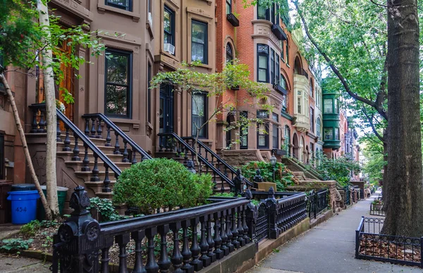 Kolorowe budynki w Park Slope, Brooklyn, New York, Stany Zjednoczone Ameryki Zdjęcia Stockowe bez tantiem