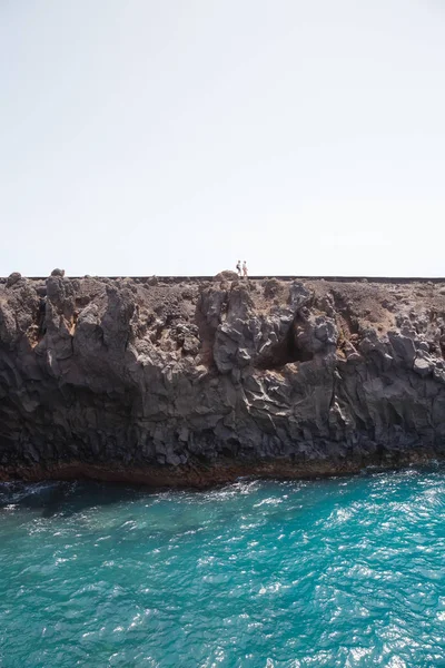 Lanzarote Kanarya Adaları Spanya Los Hervideros Alan Bir Rock Yolda — Stok fotoğraf