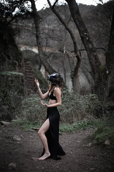 Side View Anonymous Barefoot Woman Black Clothes Gas Mask Standing — Stock Photo, Image