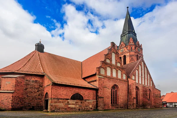 St-martin-kirche nienburg — Stockfoto