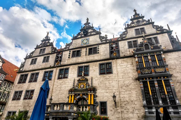 Façade van het renaissance stadhuis in Hannoversch Munden, Duitsland — Stockfoto
