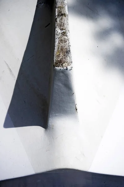 Old boat inverted, hull for repairs — Stock Photo, Image