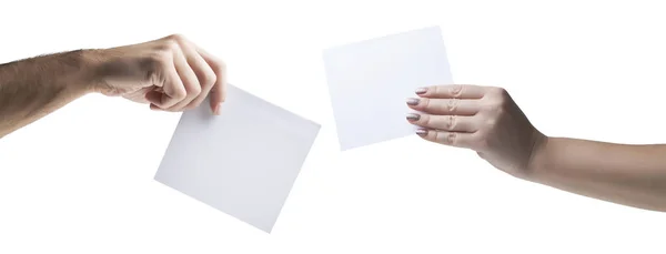 Mãos Segurando Entregando Papel Branco — Fotografia de Stock