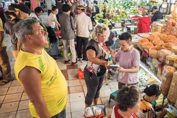 Chi Minh City Wietnam Kwietnia 2019 Rosyjski Sklep Podróżnych Rynku — Zdjęcie stockowe
