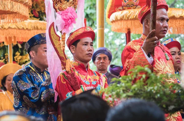 Nha Trang Vietnam Mayo 2018 Participantes Una Procesión Ceremonial Disfraces — Foto de Stock