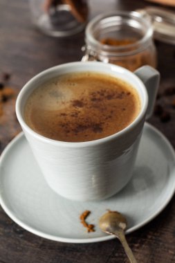 kahve tarçın ahşap tabl Tarih ile