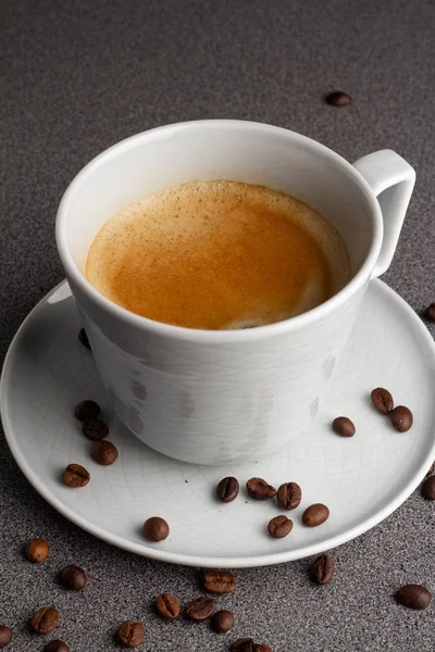 Egy Csésze Fekete Kávé Sötét Háttere — Stock Fotó