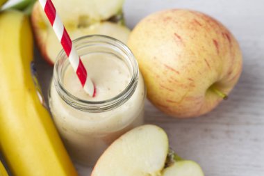 elma Muz smoothies kapat-u