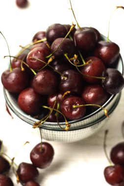 beyaz bir adam tarihinde kirazlı yakın çekim