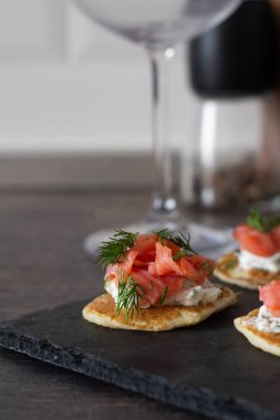 gözleme krem ve balık, snack