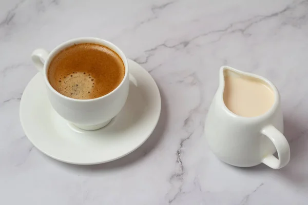 Black Coffee Cup Milk — Stock Photo, Image