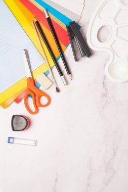 okul malzemeleri ve Tex için yer