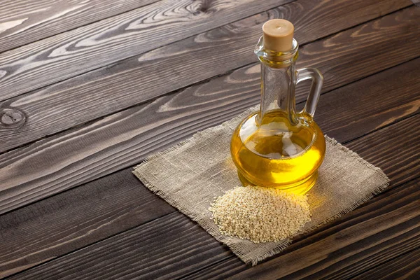 Sesame oil in glass bottle — Stock Photo, Image