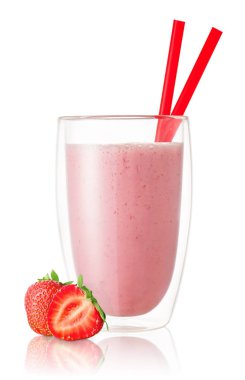 Bardakta çilekli smoothie
