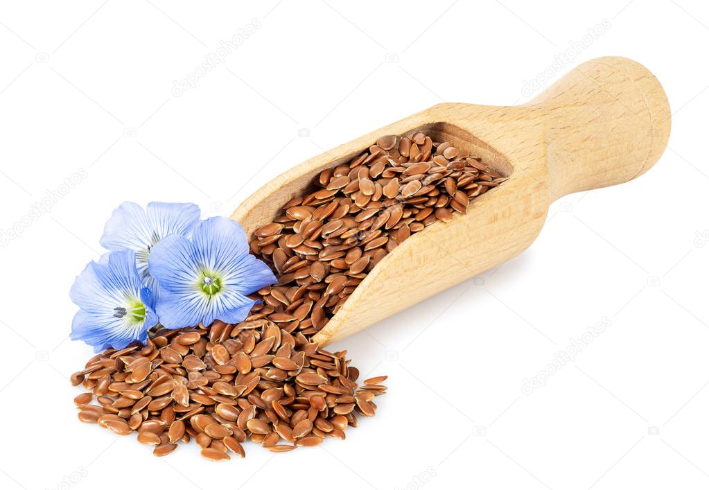 flax seeds in scoop