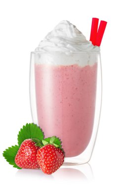 Bardakta çilekli milkshake.