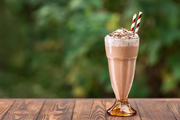 Milchshake im Glas — Stockfoto