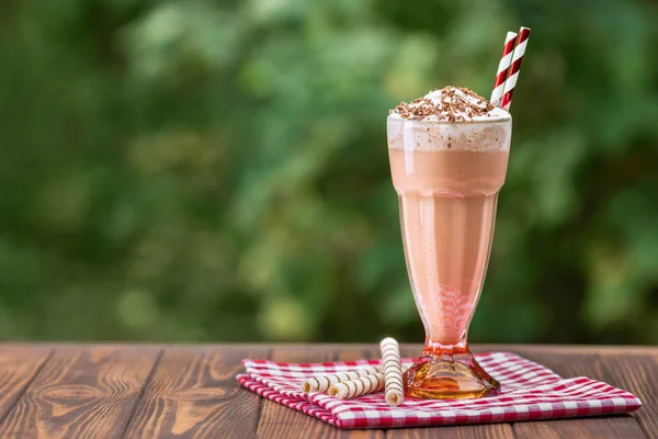 Milchshake im Glas — Stockfoto