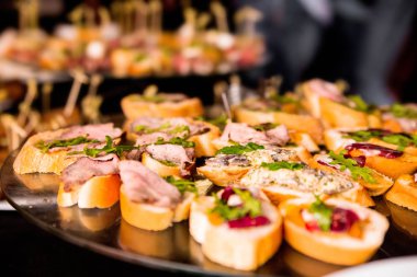 bir parti sırasında tablo Snacks