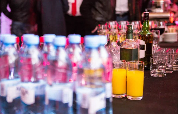 viski suyu ve büfe içecekler fotoğrafı