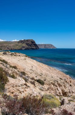 Almeria, İspanya siyahlar içinde sahil