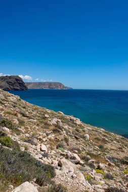 Almeria, İspanya siyahlar içinde sahil