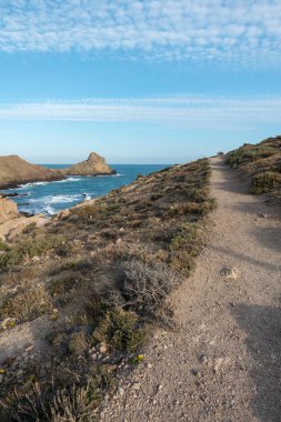 Sahil ve denizin Cabo de Gata Almeria, İspanya