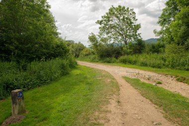 Santiago yolu olarak Burguete, İspanya geçer