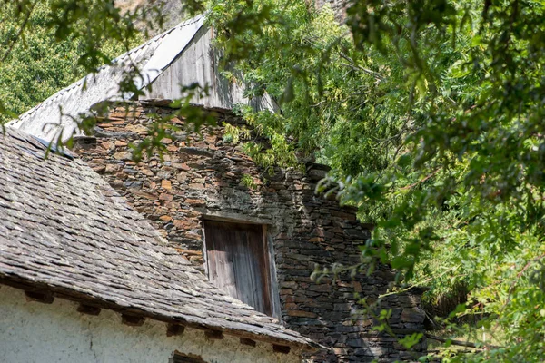 Een Dorp Berg Vallei Aran Spanje — Stockfoto