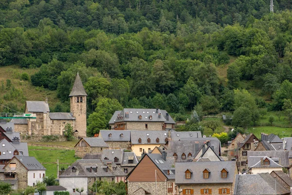 Lleida, İspanya Pyrenees Aran vadisi