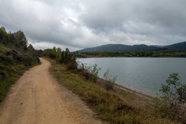 Lav, Bask Ülkesi, İspanya ullibarri gamboa rezervuarı