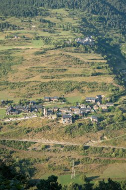 Köyde bir dağ Vadisi Aran, Pyrenees, İspanya